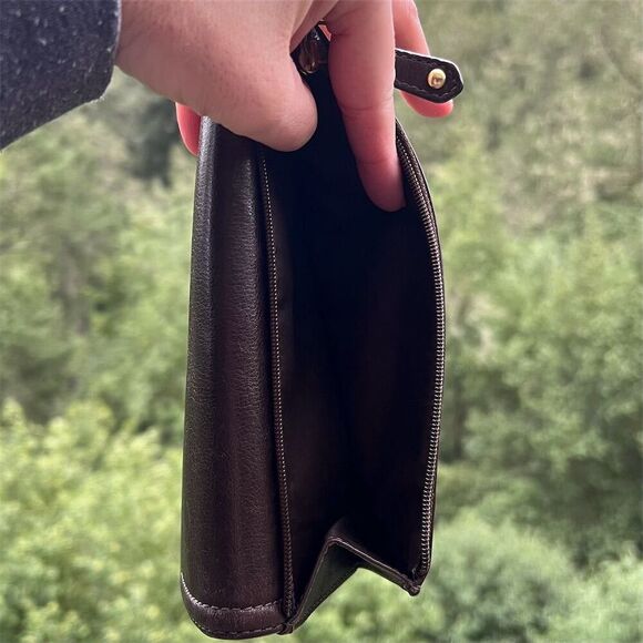 VINTAGE COACH Brown Leather Trifold Wallet w Gold Logo Accent AUTHENTIC - Picture 5 of 6